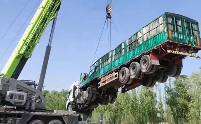 万柏林区道路脱困救援案例